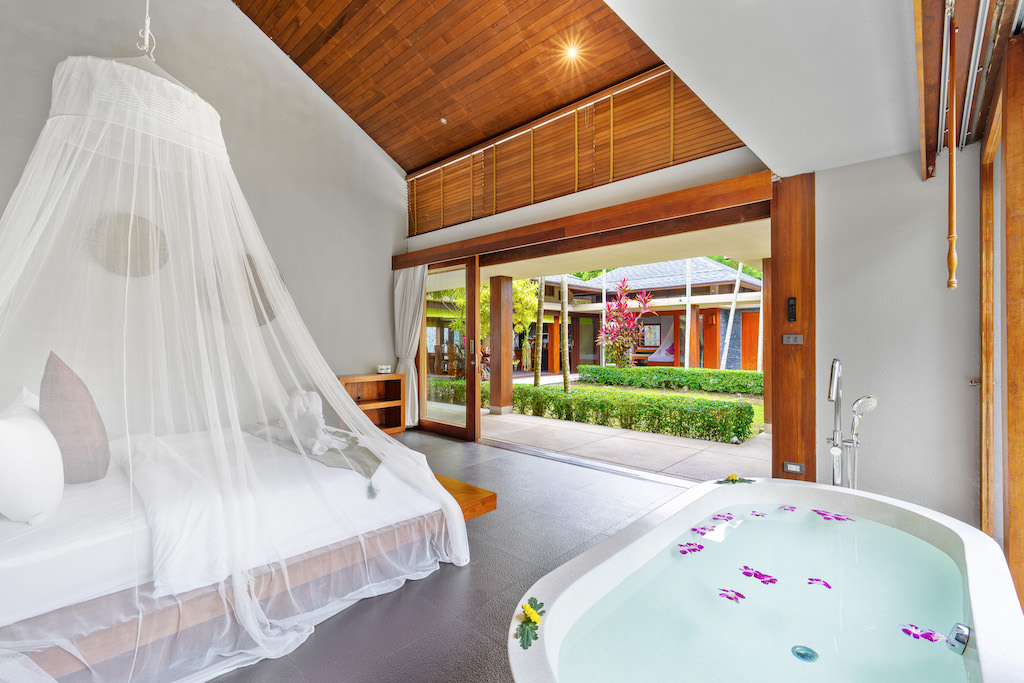 Baan Metta Koh Samui Bedroom Bath