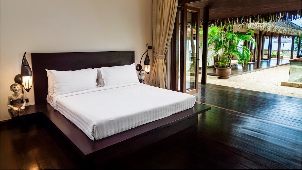 Koh Samui Luxury Villa For Sale Bedroom