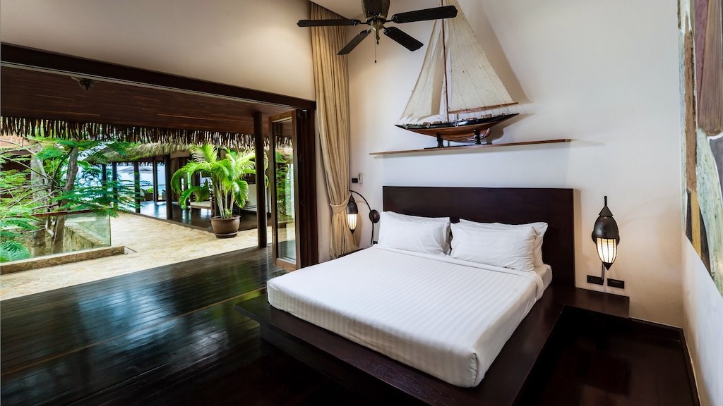 Koh Samui Luxury Villa For sale Bedroom