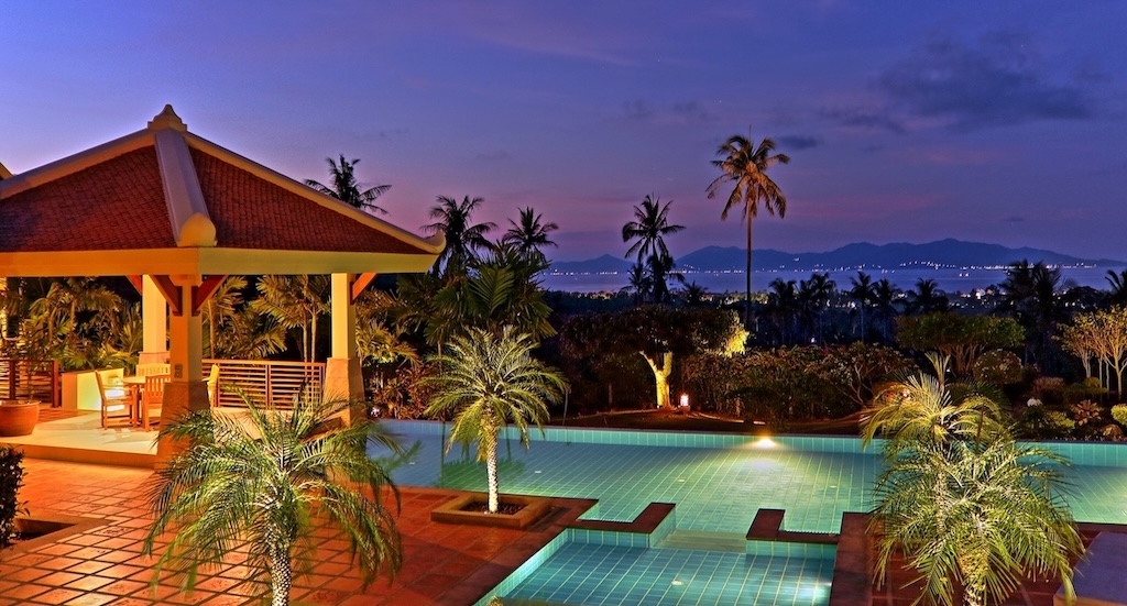 Villa Udorn Thara Koh Samui Night View