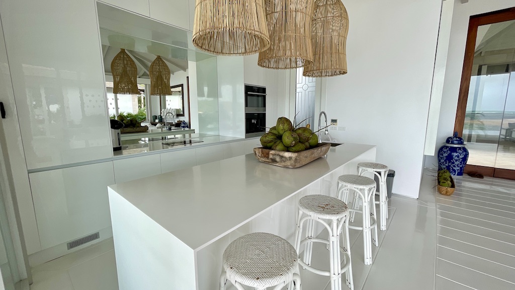 Koh Samui Beach Vill Breakfast Bar
