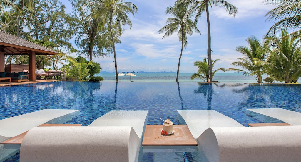 Koh Samui Beachfront Villa Pool