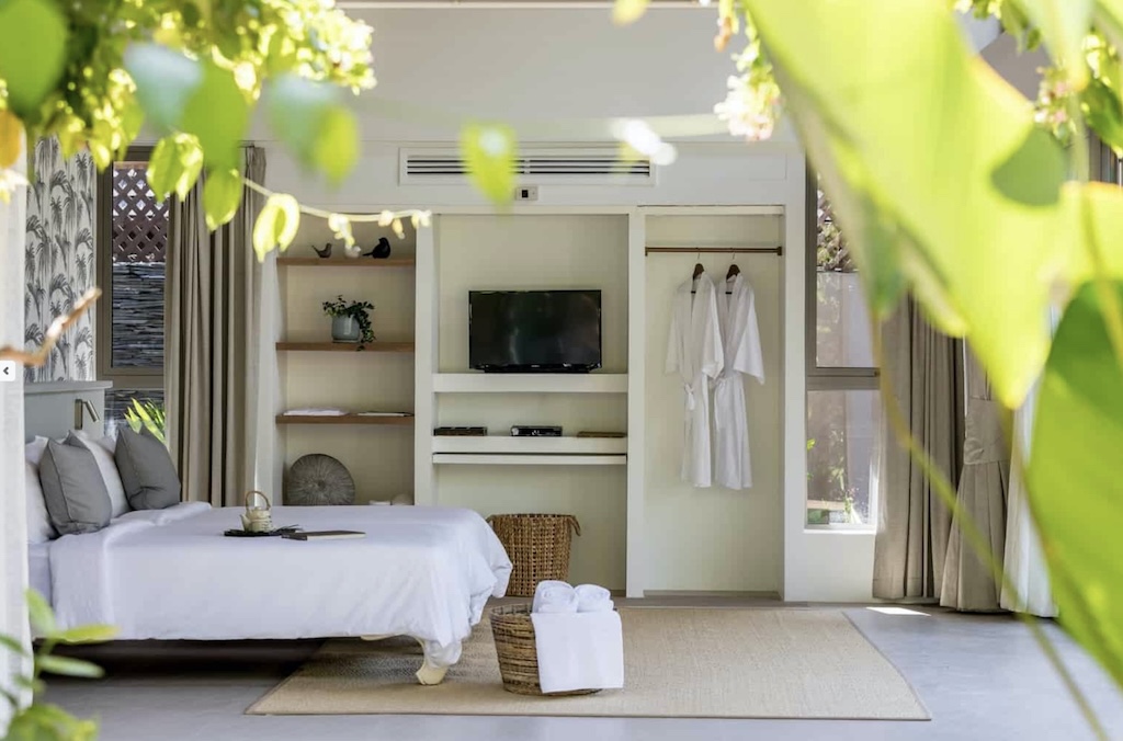 Koh Samui Beachfront Villa Bedroom Exterior