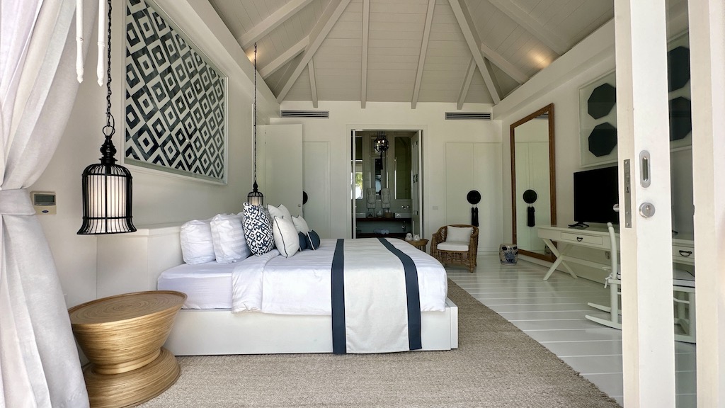 Koh Samui Luxury Beachfront Property Bedroom