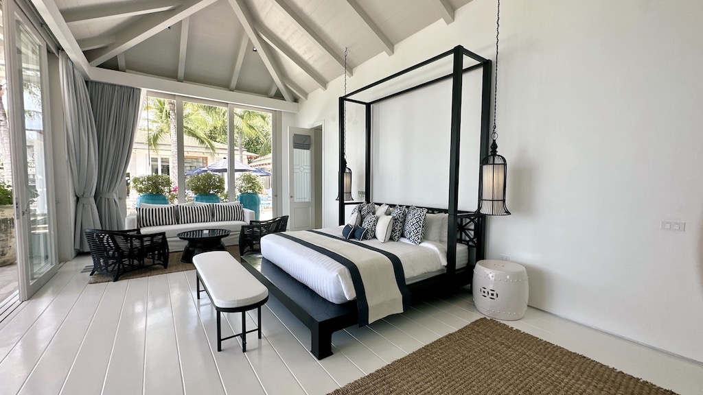 Koh Samui Luxury Beachfront Property Bedroom