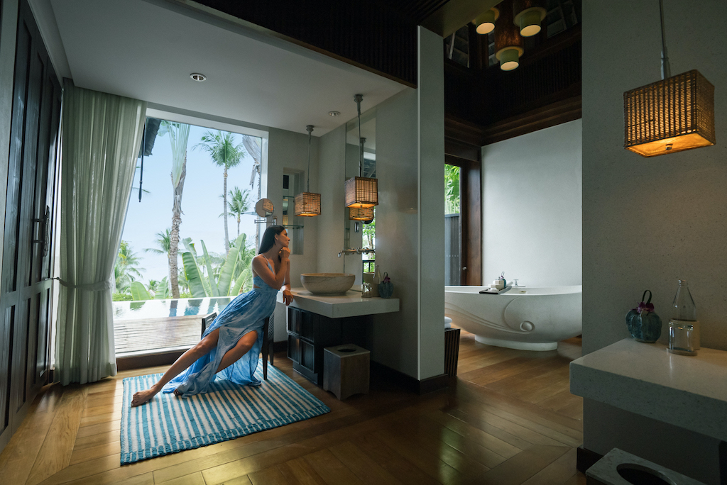 The Estates Four Seasons Villa Pearl Bathroom