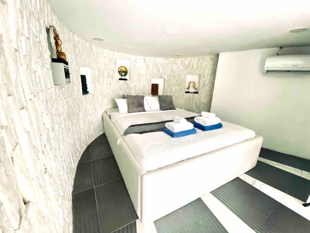 Koh Samui Chaweng Noi Sea View Property Bedroom