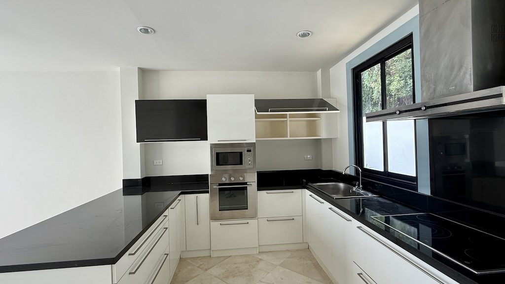 Koh Samui Property For Sale Kitchen