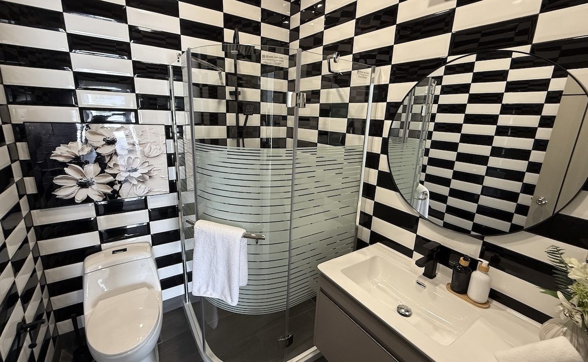 3 Bedroom Pool Villa Choeng Mon Bathroom
