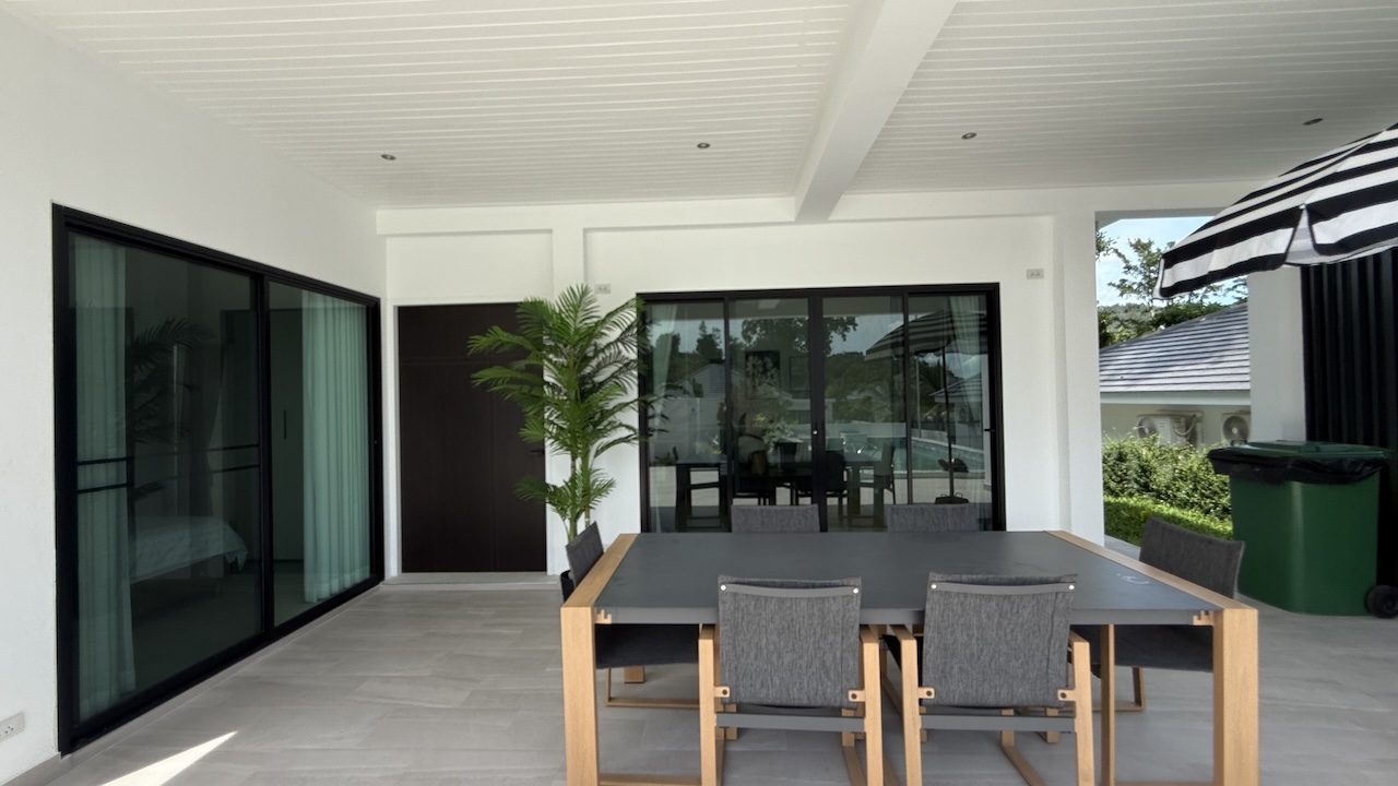 3 Bedroom Pool Villa Choeng Mon 3 Bedroom Pool Villa Choeng Mon Covered Terrace