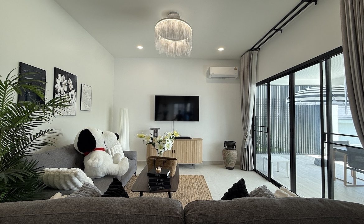 3 Bedroom Pool Villa Choeng Mon Lounge
