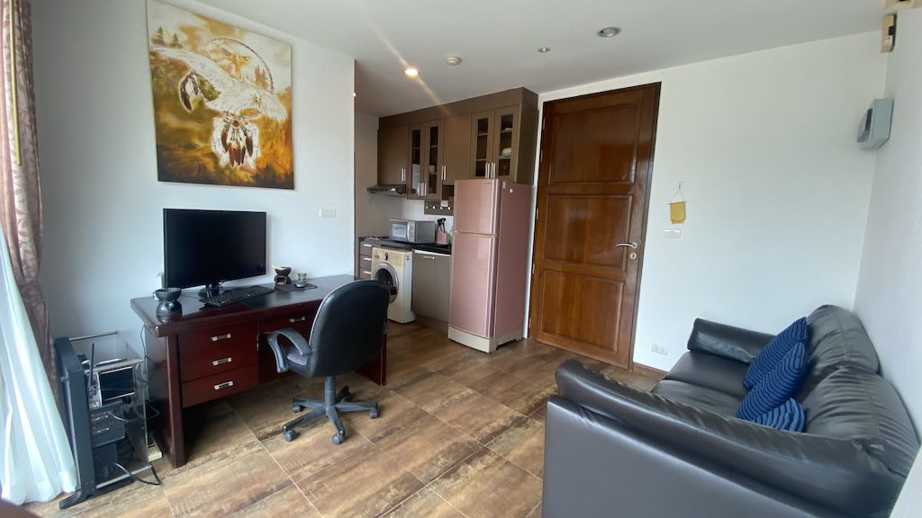 Baan Arisara One Bedroom Apartment