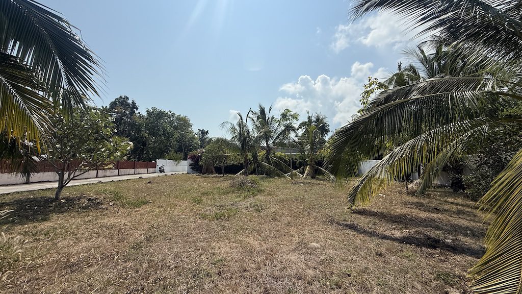 Baan Kao Land Plot For Sale In Koh Samui