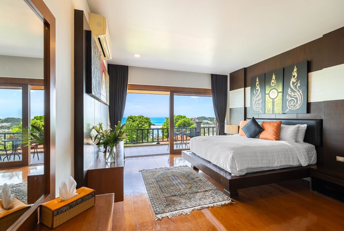 Baan Phuttarak Bedroom