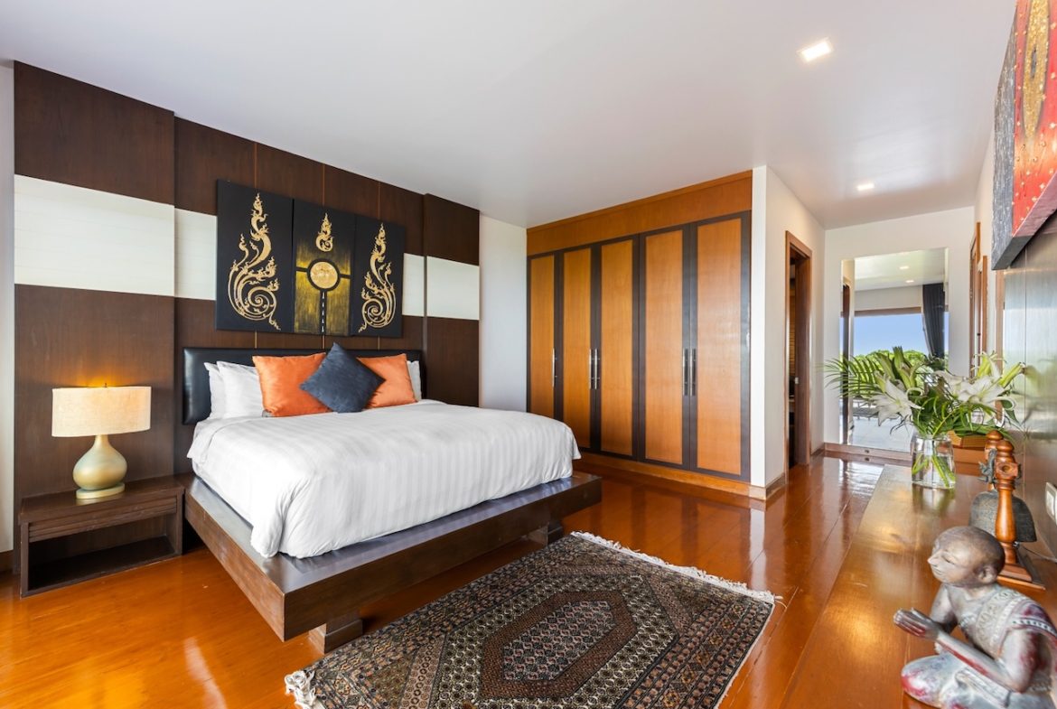 Baan Phuttarak Bedroom