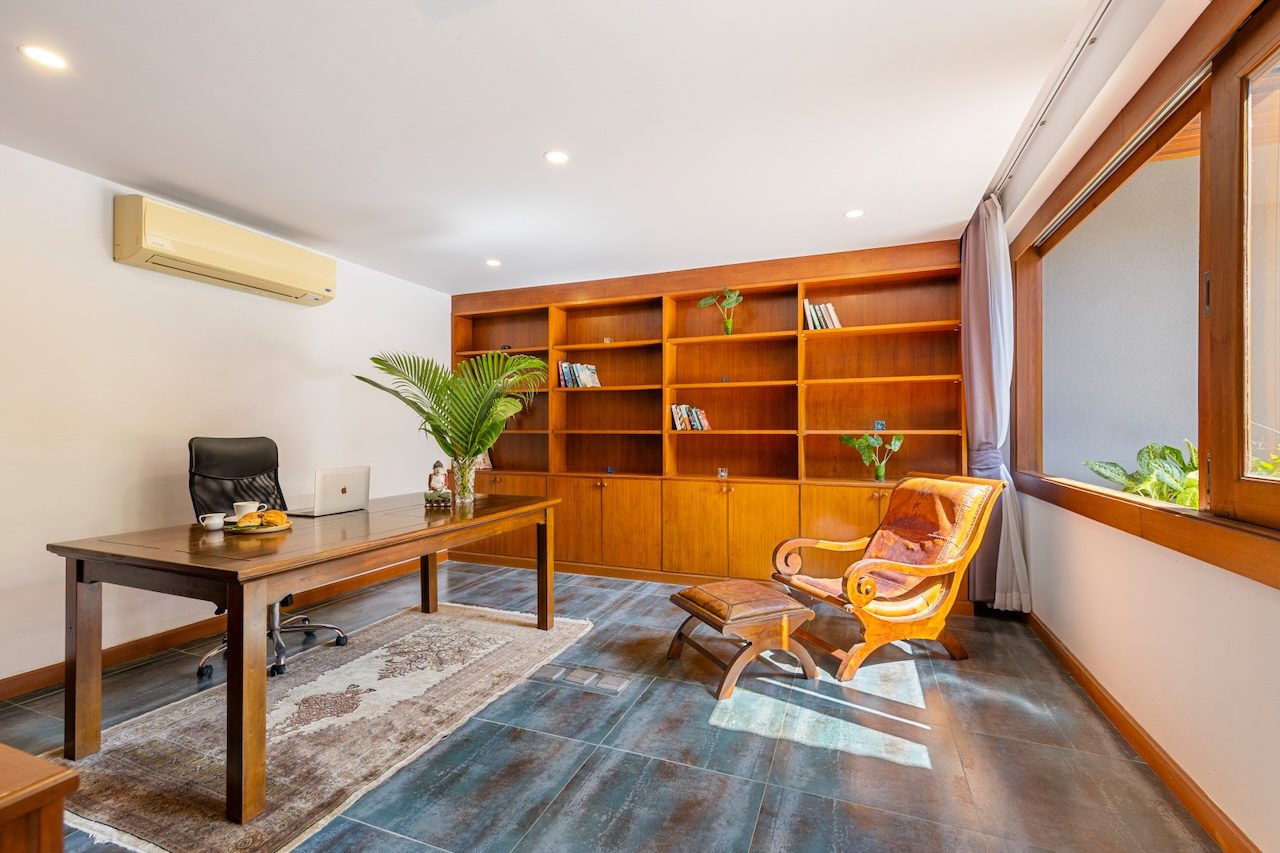 Baan Phuttarak Office