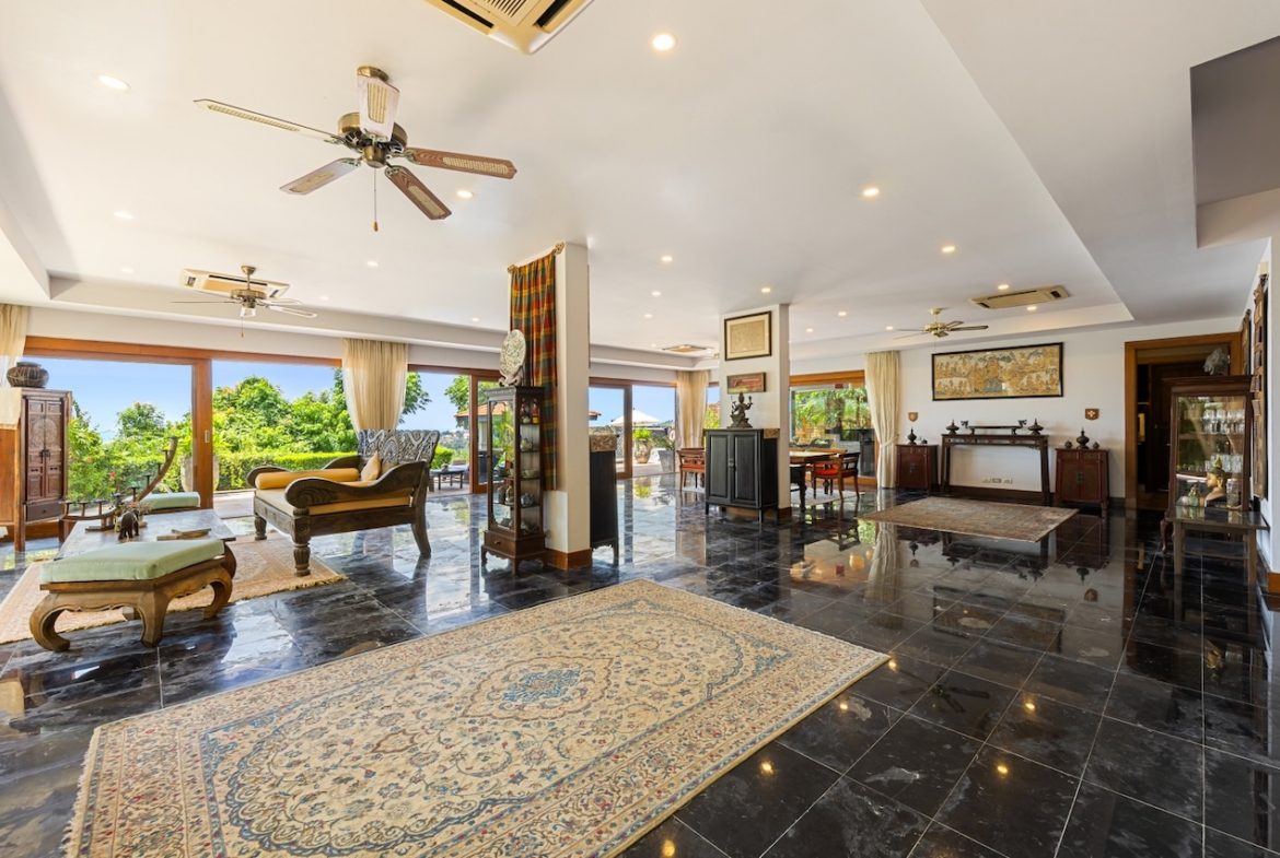 Baan Phuttarak Living Area