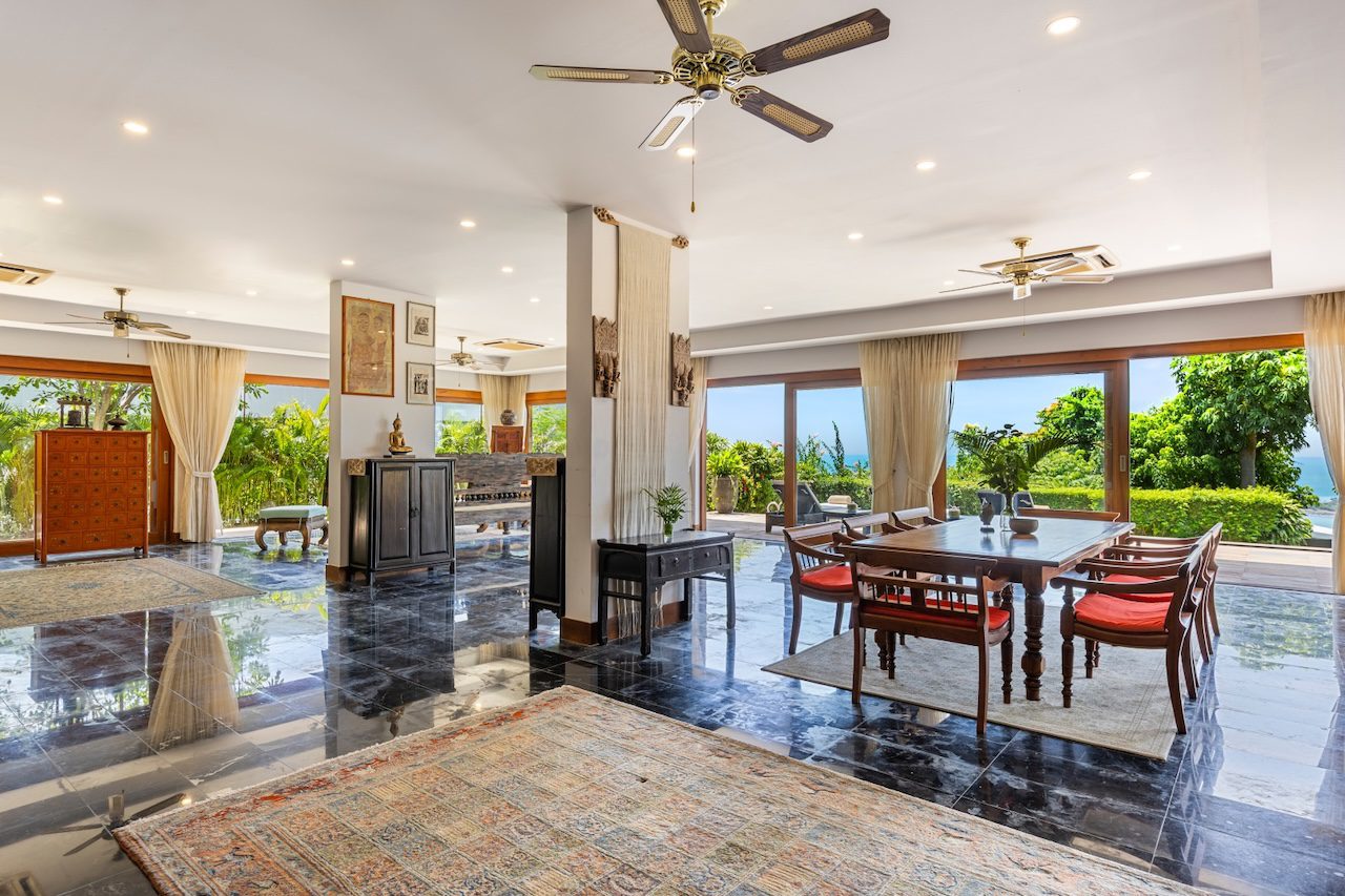 Baan Phuttarak Interior