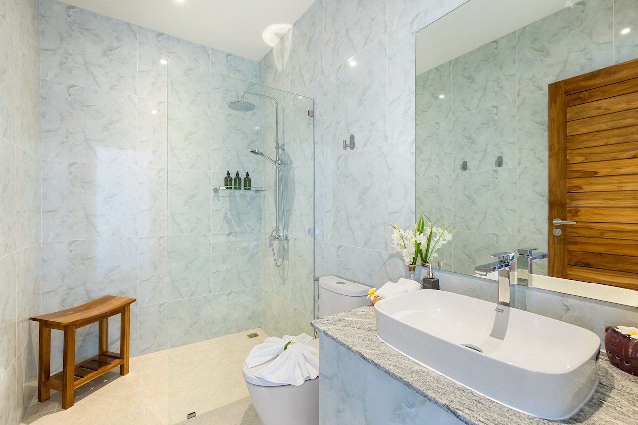 Blue Pearl Villa Blue Pearl Villa Bathroom