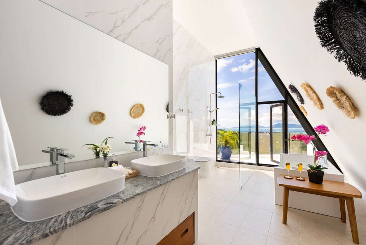 Blue Pearl Villa Bathroom