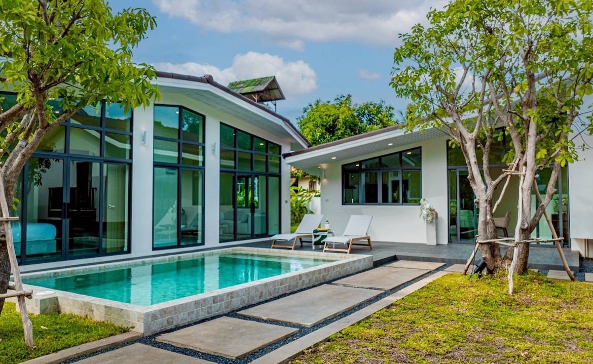 Bophut 4-Bedroom Pool Villa Exterior