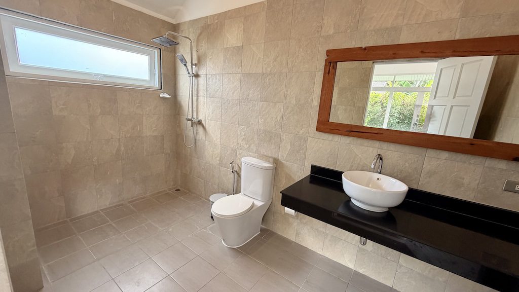 Bophut Residence Longterm Villa Rental Bathroom