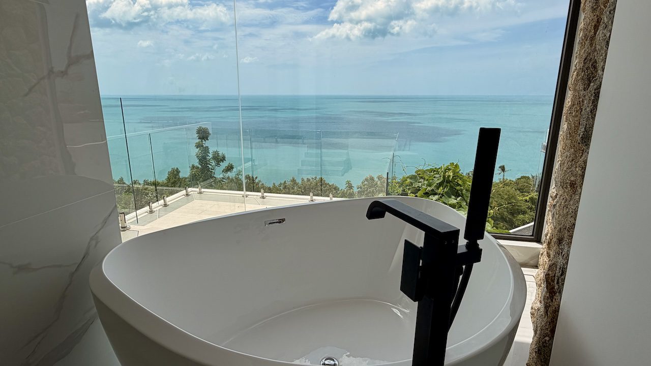Chaweng Noi Sea View Property Chaweng Noi Sea View Property Bath