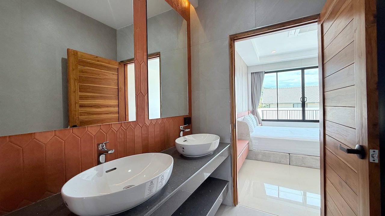 Choeng Mon 3-Bed Property Choeng Mon 3-Bed Property Bathroom