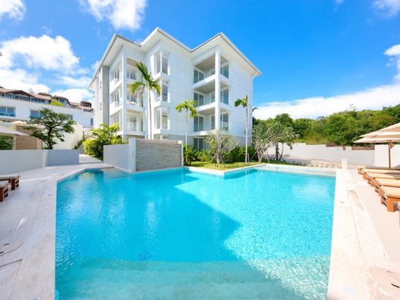 Choeng Mon Apartments Communal Pool