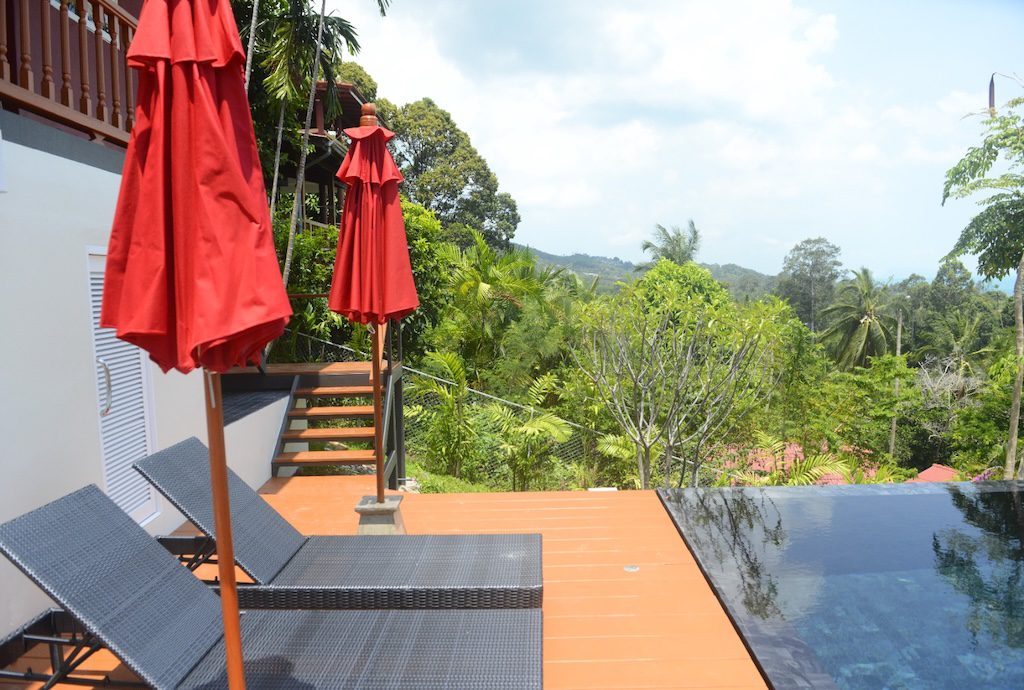 Hillside Property In Bang Po Terrace