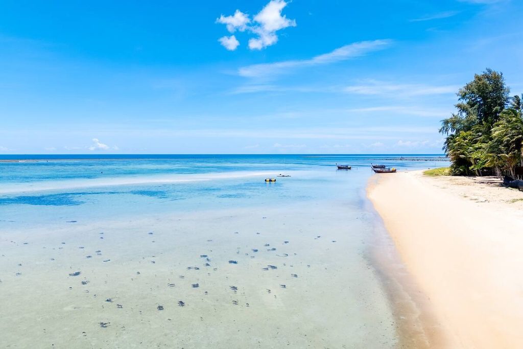 Koh Samui Beachfront House Coastline
