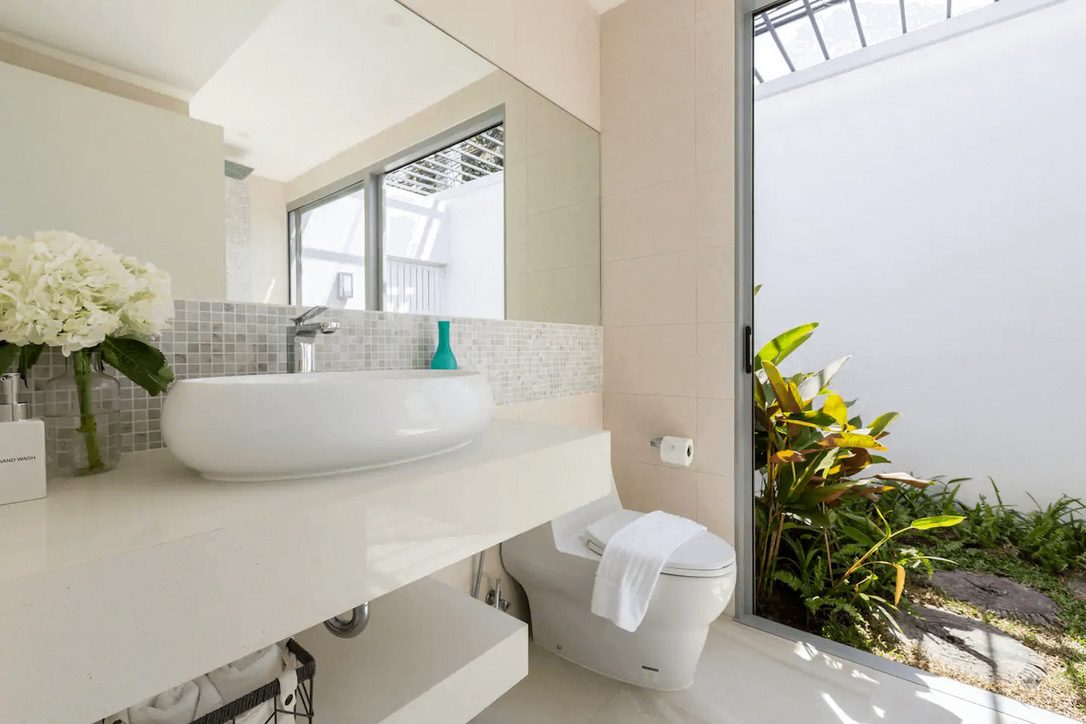 Koh Samui Beachfront Villa For Sale In Bophut Bathroom