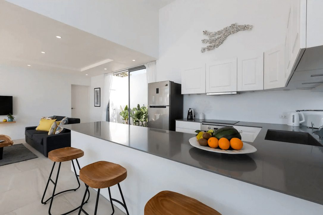 Koh Samui Beachfront Villa For Sale In Bophut Breakfast bar