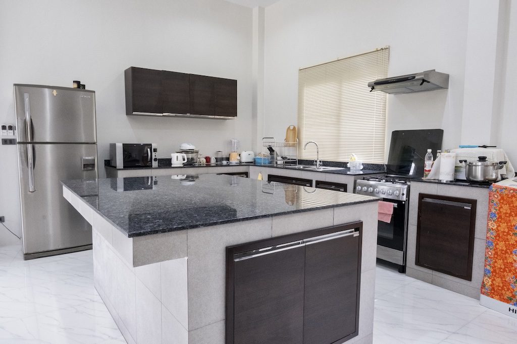 Koh Samui Laem Sor Villa Kitchen