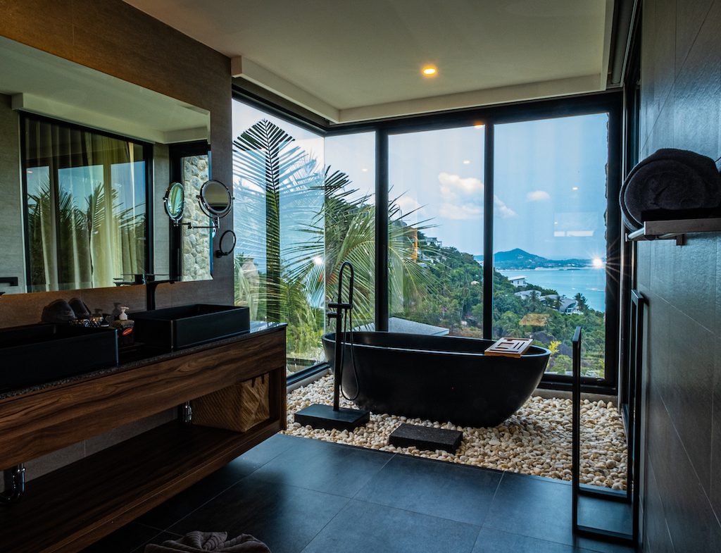 Koh Samui Luxury Villa For Sale Bathroom