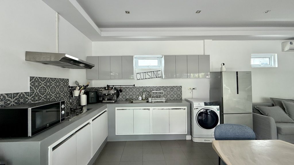 Lamai 2 Bed Property kitchen