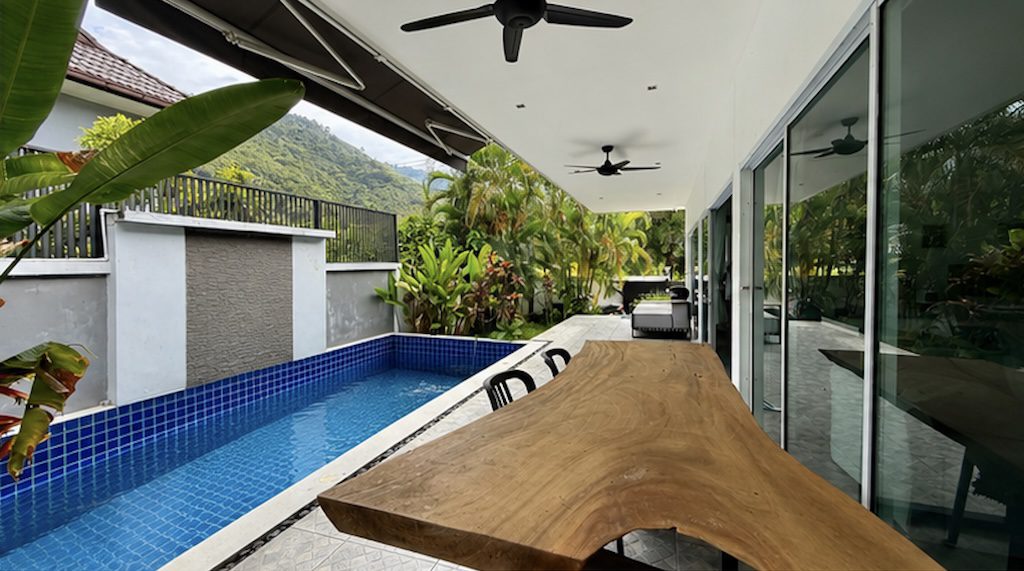 Lamai 2 Bed Property Outdoor Dining
