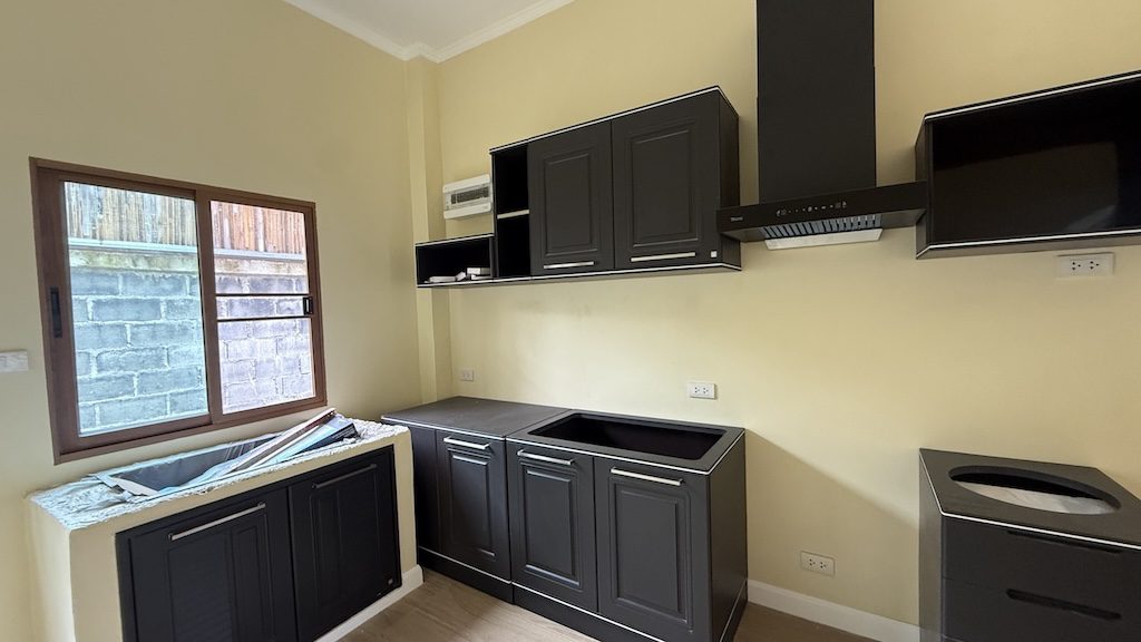 Lamai 2-Bed Villas Kitchen