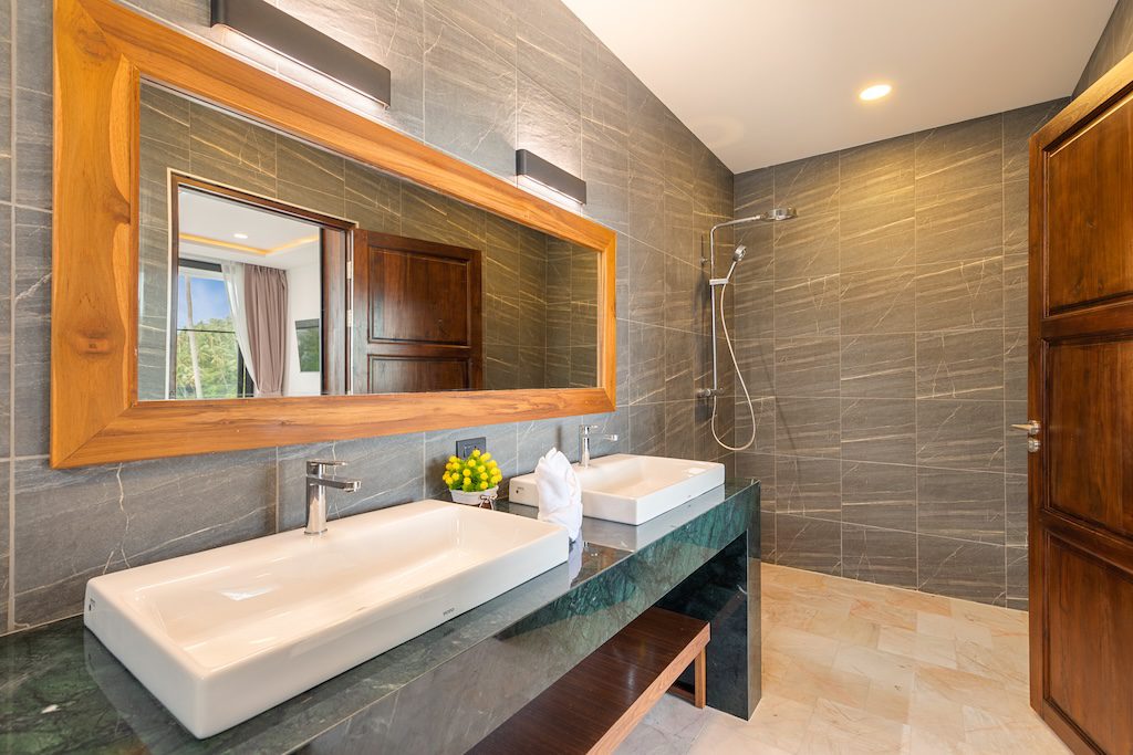 Luxury Koh Samui Villa Bathroom