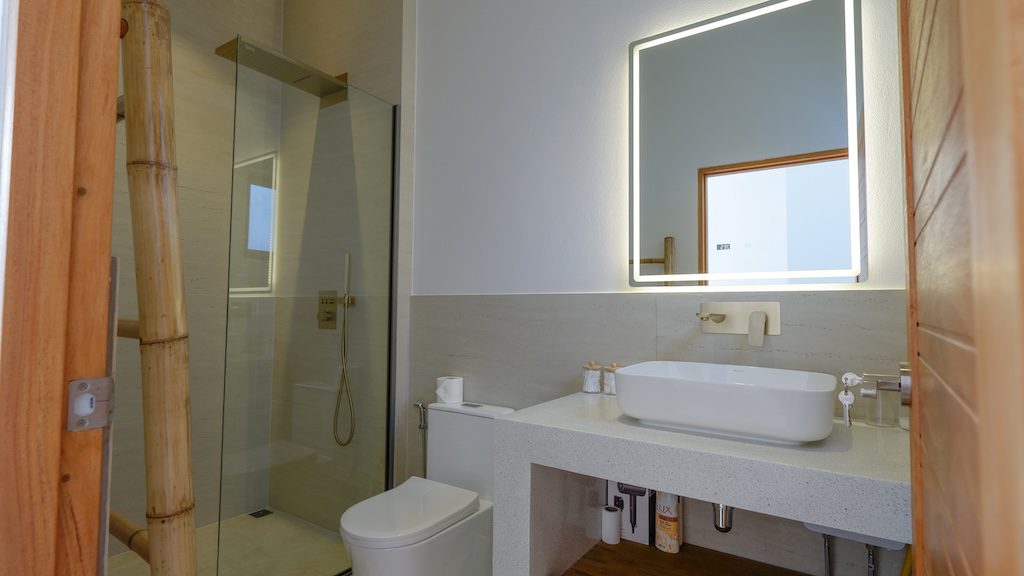 Maenam 3-Bed Pool Villa Bathroom