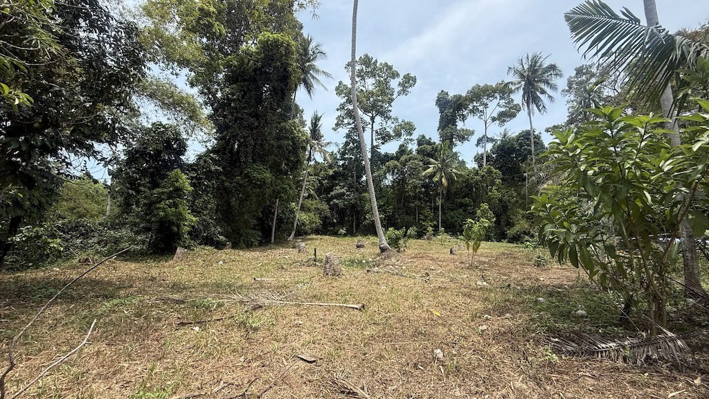 Maenam Building Plot