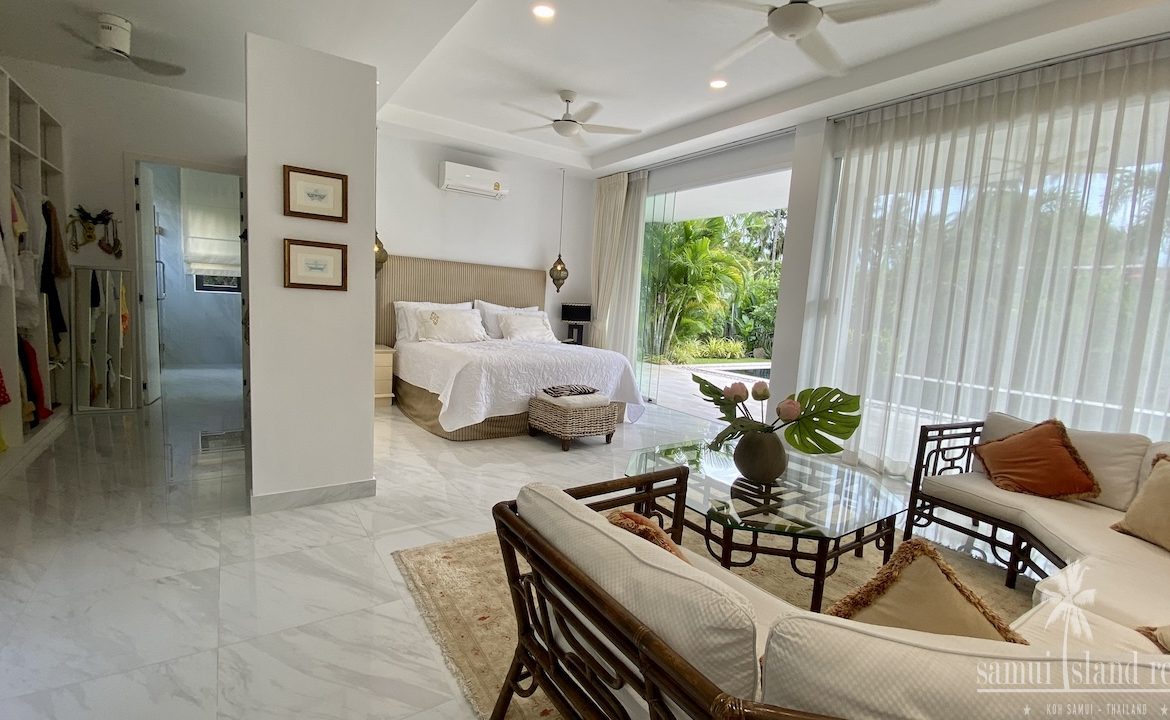 Maenam Modern Pool Villa Bedroom
