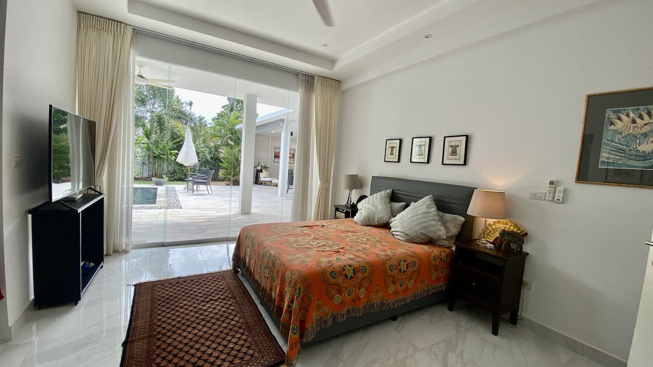 Maenam Modern Pool Villa Maenam Modern Pool Villa Bedroom