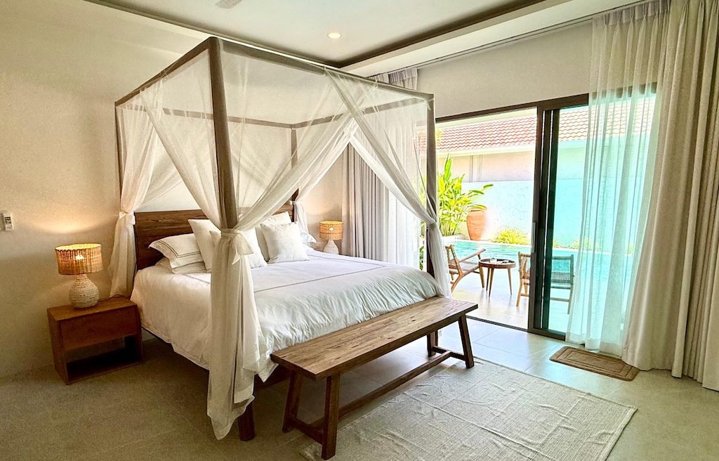 Maenam Two-Bed Villa Bedroom