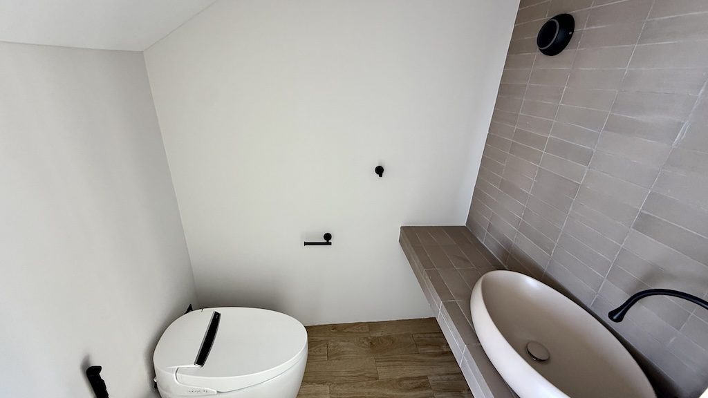 Plai Laem Sea View Property Bathroom