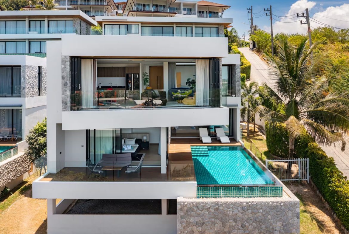 The Bay Villa Exterior