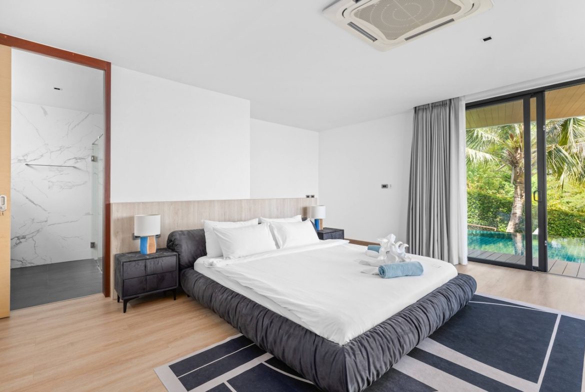 The Bay Villa Bedroom