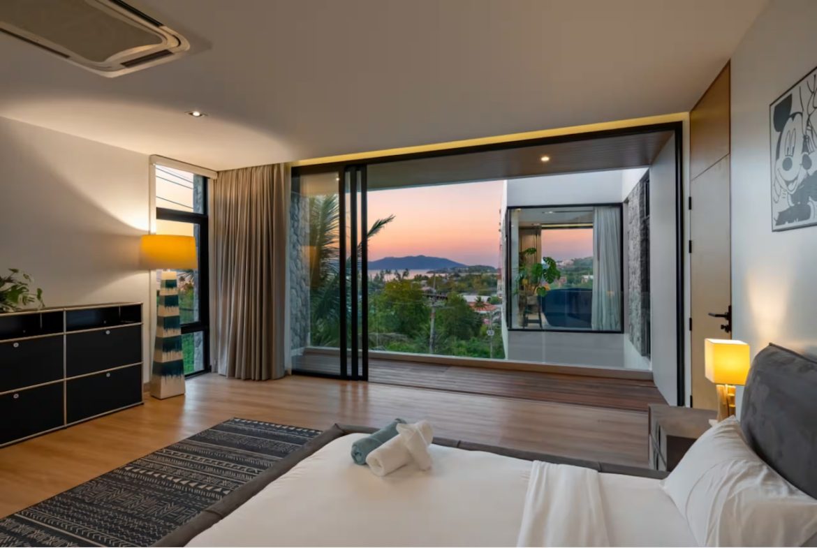 The Bay Villa Bedroom