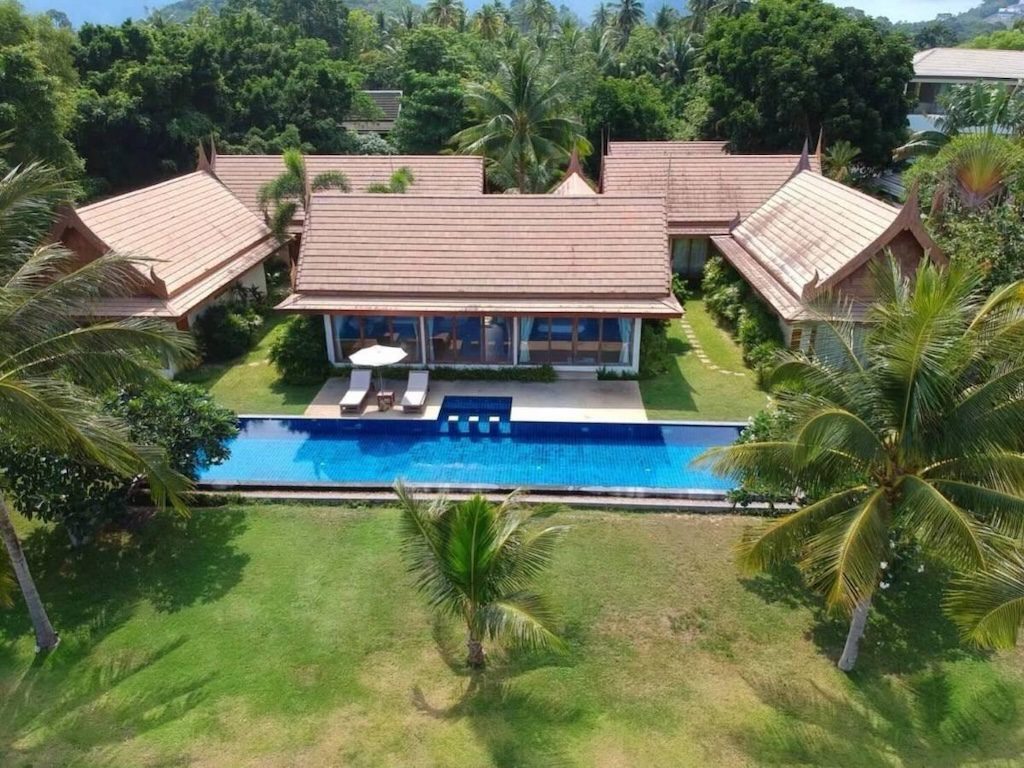 Beachfront Koh Samui Villa Exterior