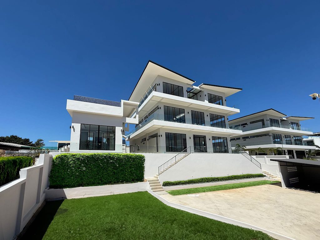 Bangrak Sea View Property Exterior